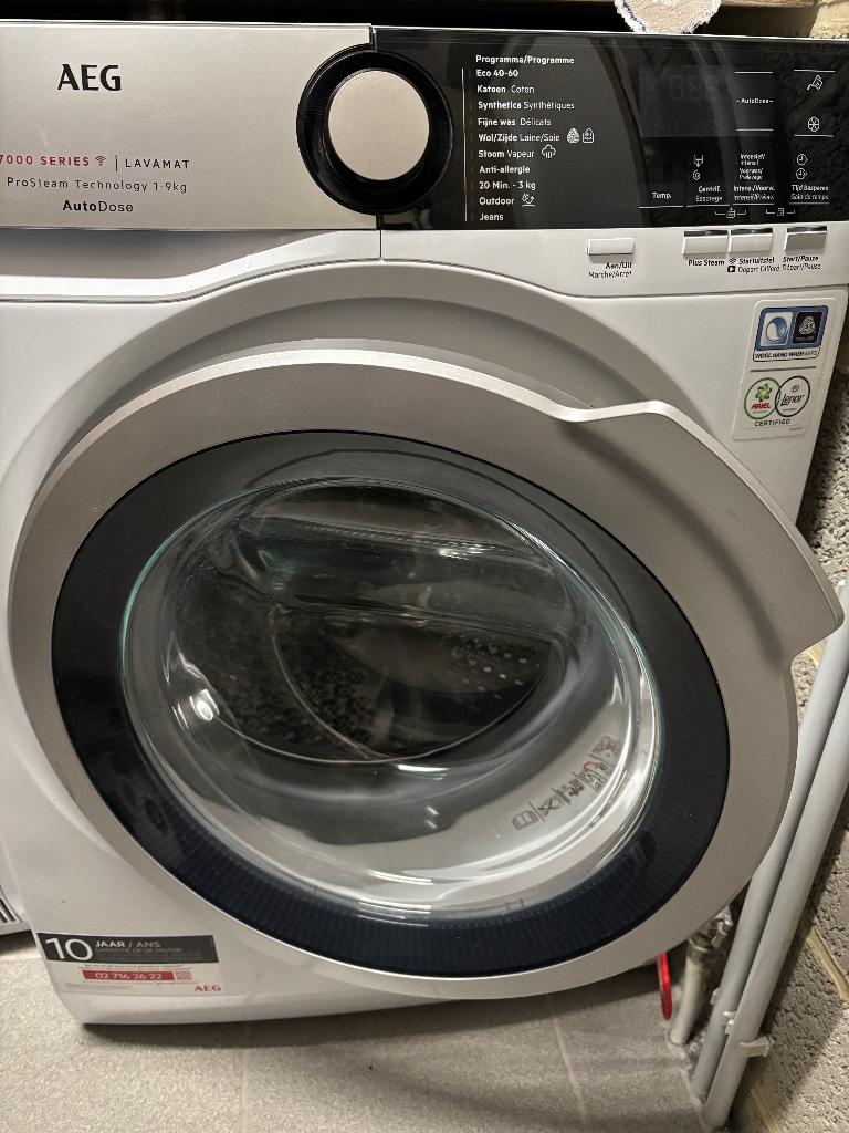 machine à laver, 1200 à 1600 tours, 85 à 90 cm, Chargeur frontal, Enlèvement