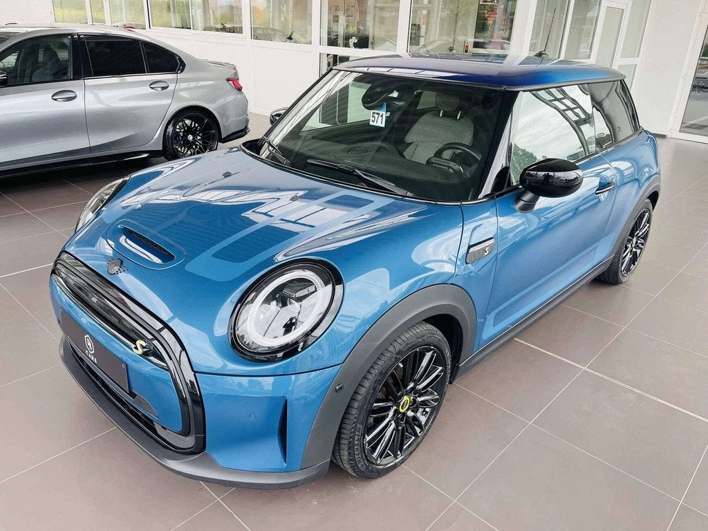MINI Cooper SE 28.9 kWh * GARANTIE + LED + GPS + CUIR *, Auto's, Automaat, 4 zetels, Gebruikt, Blauw