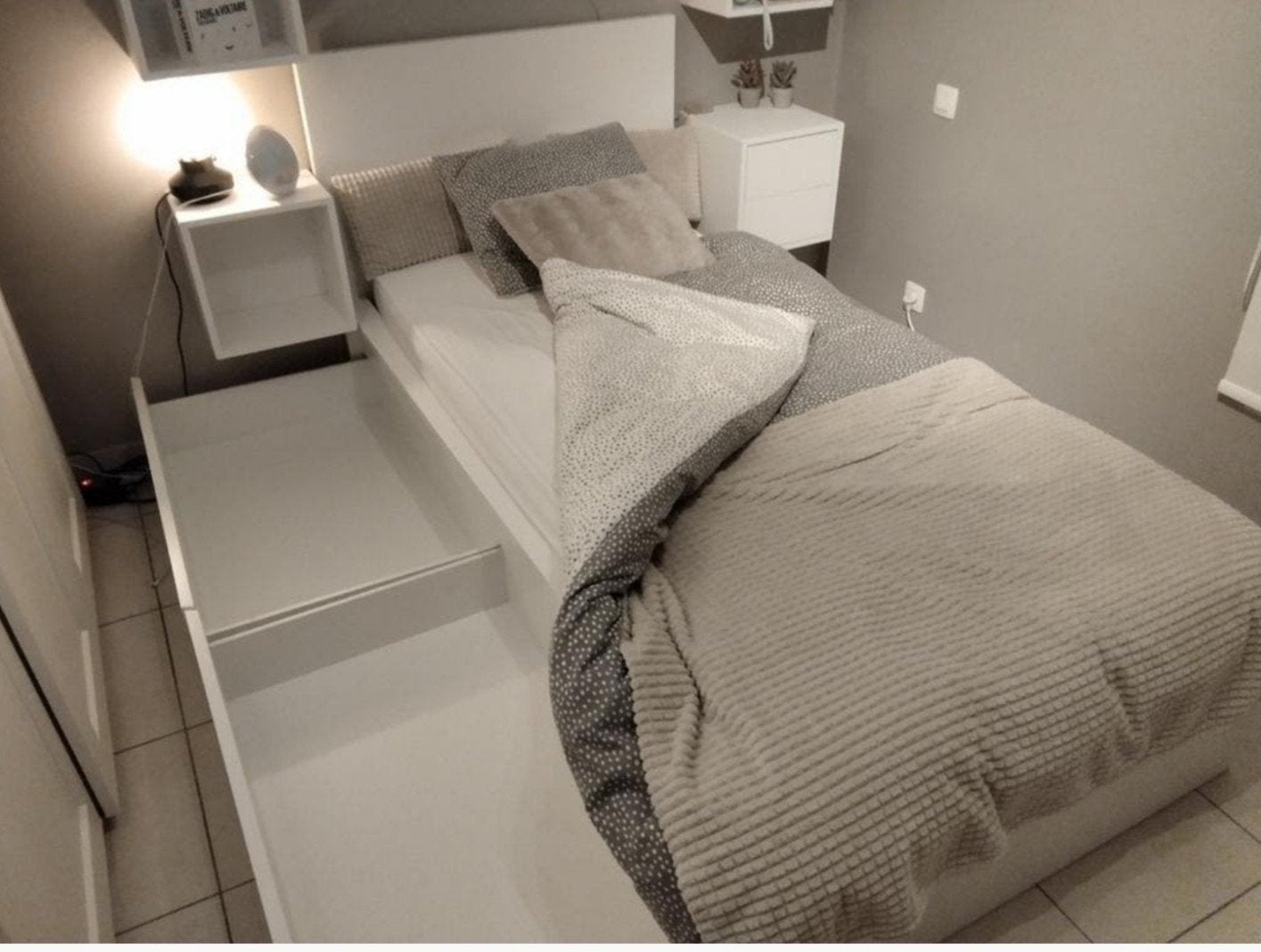 lit ikea MALM + tiroirs + sommier + matelas plum'art, Maison & Meubles, Ikea MALM, 90 cm, Enlèvement, Une personne