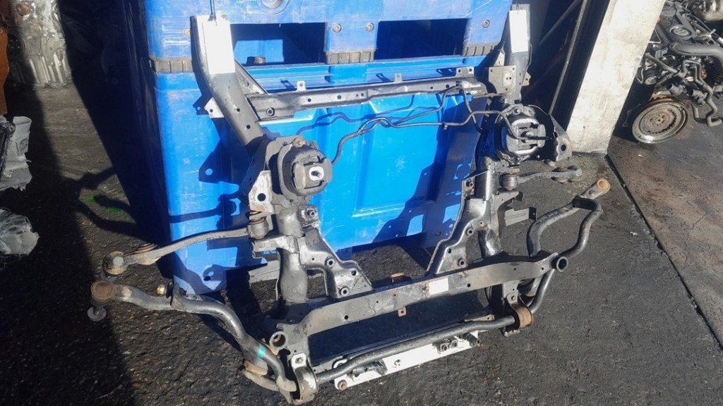 BERCEAU MOTEUR BMW X5 (E70) (|6779357|31116779357|), Autos : Pièces & Accessoires, Utilisé, BMW, Petuelring 130
80809  München, DE