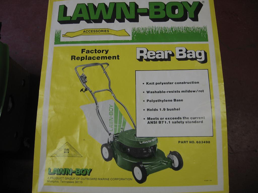 Tondeuse LAWN - BOY toil de bac de ramassage NEUF, Neuf, Tondeuse rotative, Tondeuses à gazon à essence, 30 à 39 cm