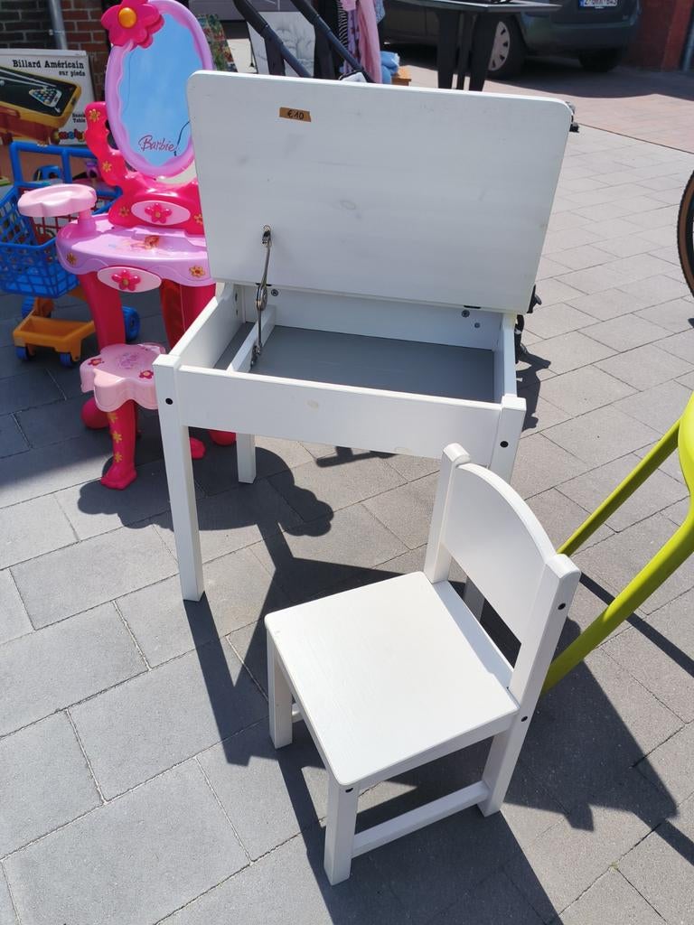 Bureau kind, Ophalen
