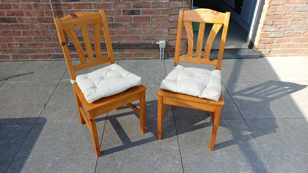 2 chaises en pin Ikea avec coussins, Enlèvement, Utilisé, Bois