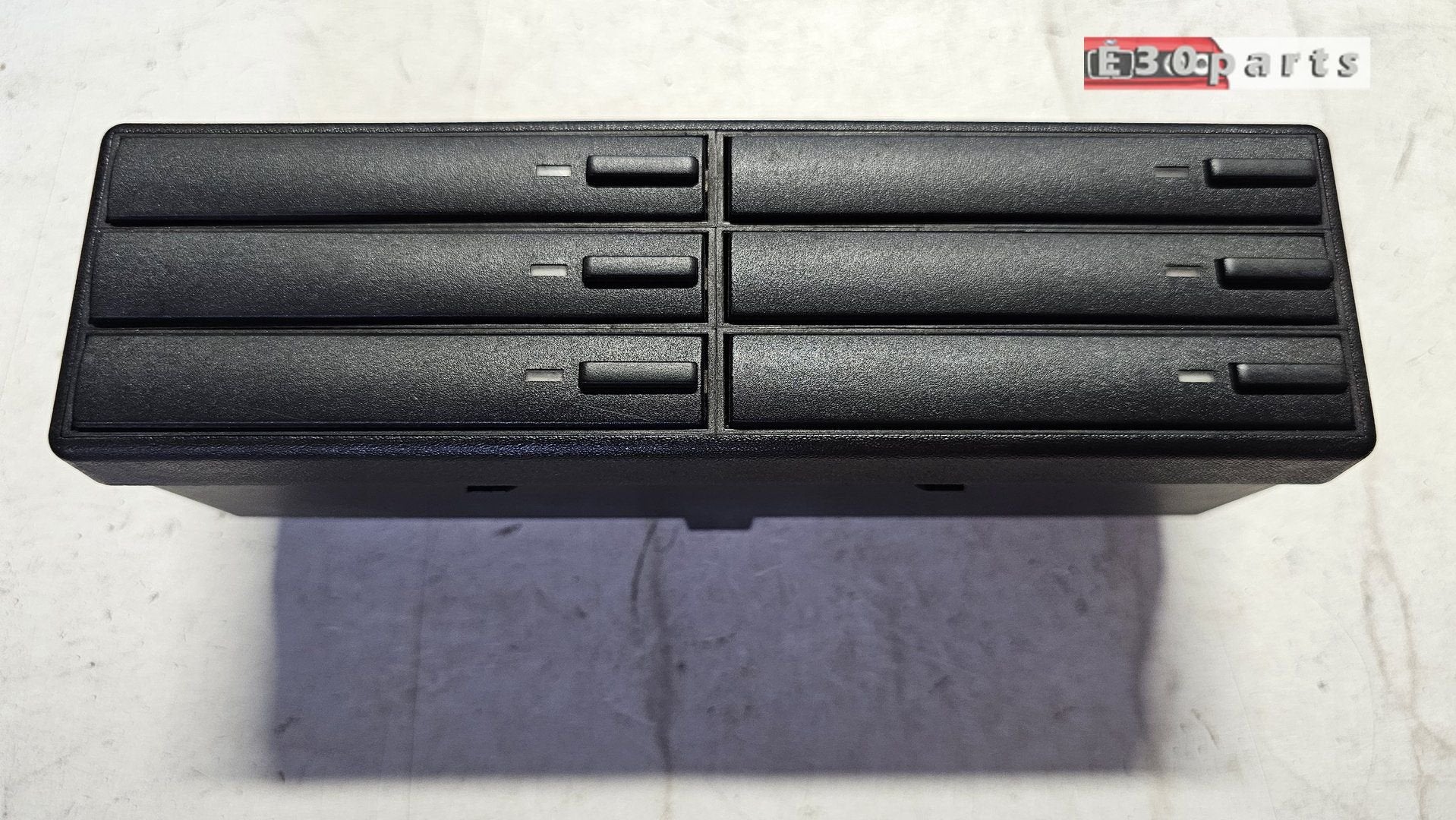 Origineel midden console cassette houder antraciet zwart BMW, Autos : Pièces & Accessoires, Habitacle & Garnissage, BMW, Utilisé