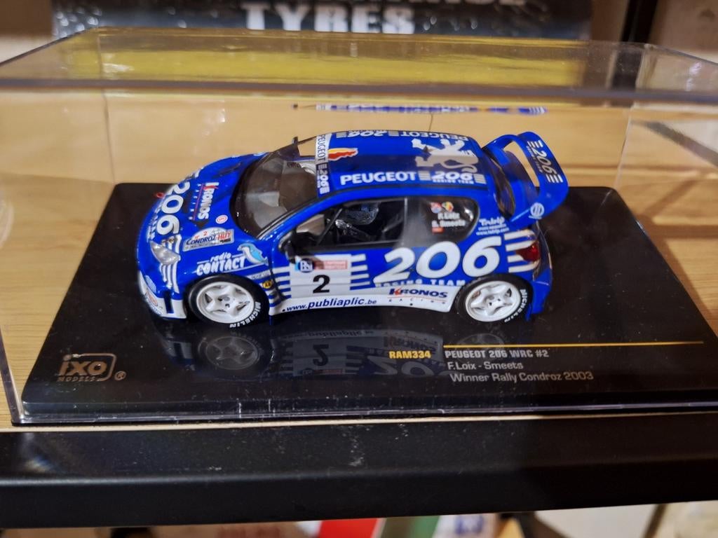 Rally autos waarvan de peugeot 206 wrc freddy loix, Ophalen