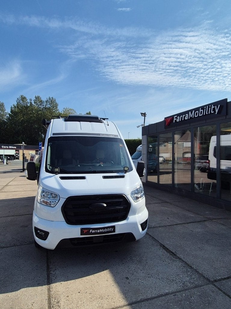 PREMIUM | burstner  lineo C590 – 2025 – Slechts 11.805 km, Caravans en Kamperen, Automaat, Buscamper of Camperbus, Ford, Bedrijf