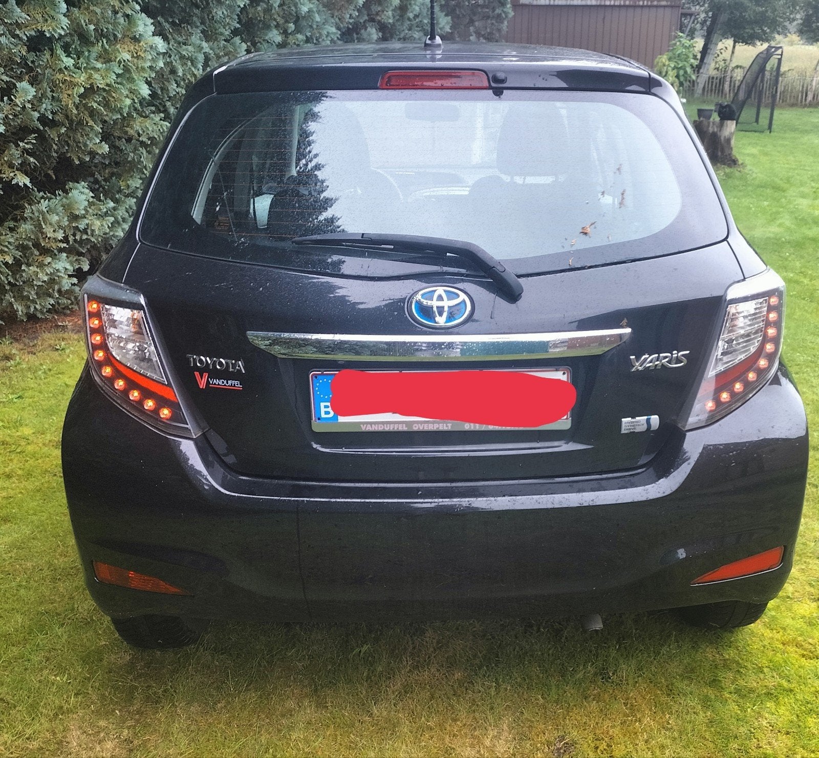 Toyota Yaris Hybrid ( automatisch )tekoop, Auto's, Automaat, 1494 cc, Zwart, 5 deurs