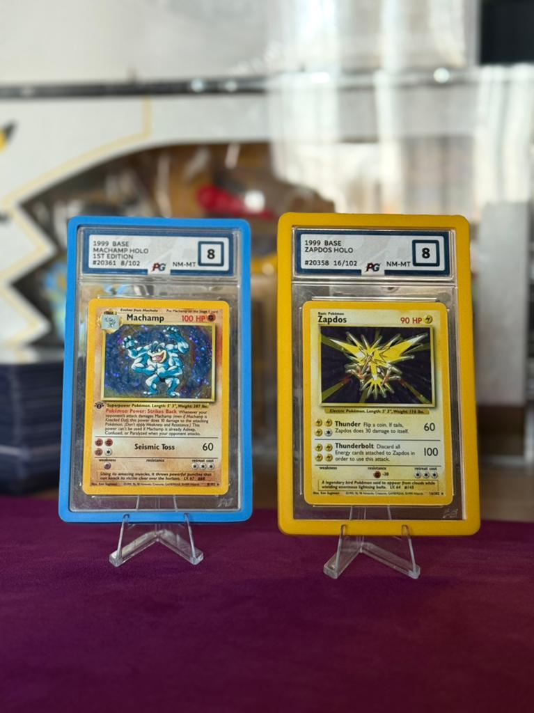 Pokemon - Machamp (1st Edition) & Zapdos - 1999 Base Set, Ophalen of Verzenden, Zo goed als nieuw