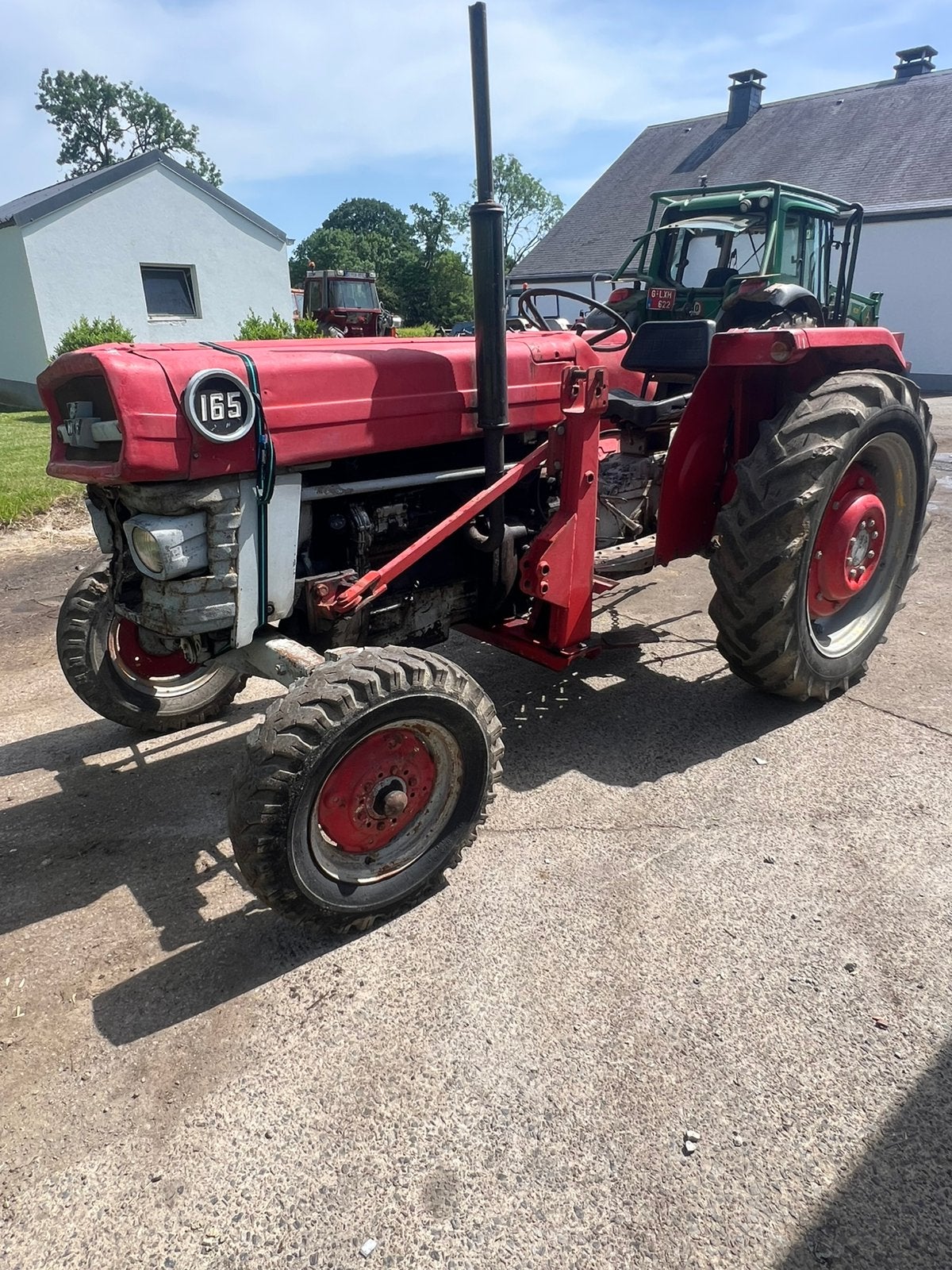 A vendre Massey 165, Articles professionnels, Agriculture | Tracteurs, Enlèvement