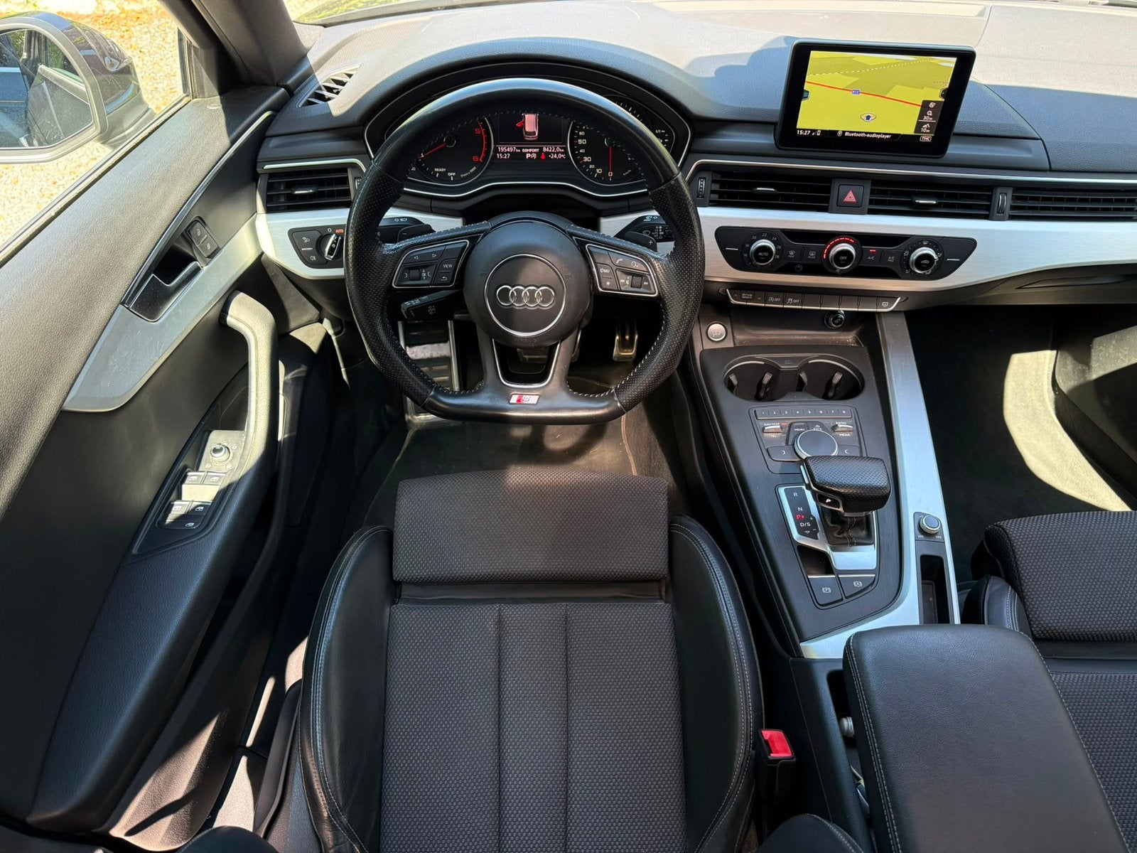 Audi A4 2.0 TDi S Line Pano Automaat Xenon Full 2016 190pk, Auto's, Automaat, Bedrijf, Te koop, Parkeersensor