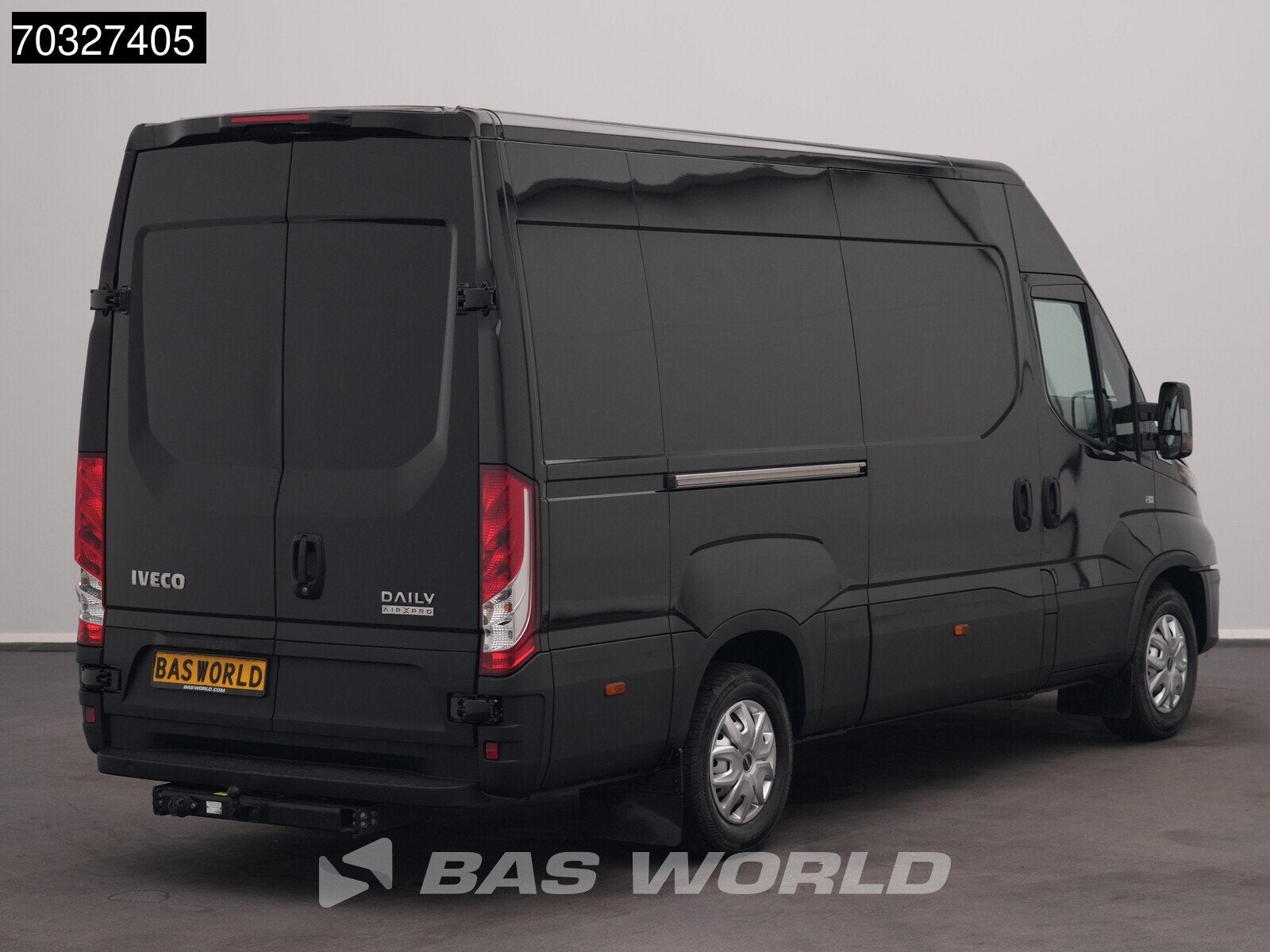 Iveco Daily 35S21 3.0L Automaat L2H2 LED ACC Navi 3,5t Trekh, Auto's, Bestelwagens en Lichte vracht, Stof, Gebruikt, Euro 6, 4 cilinders