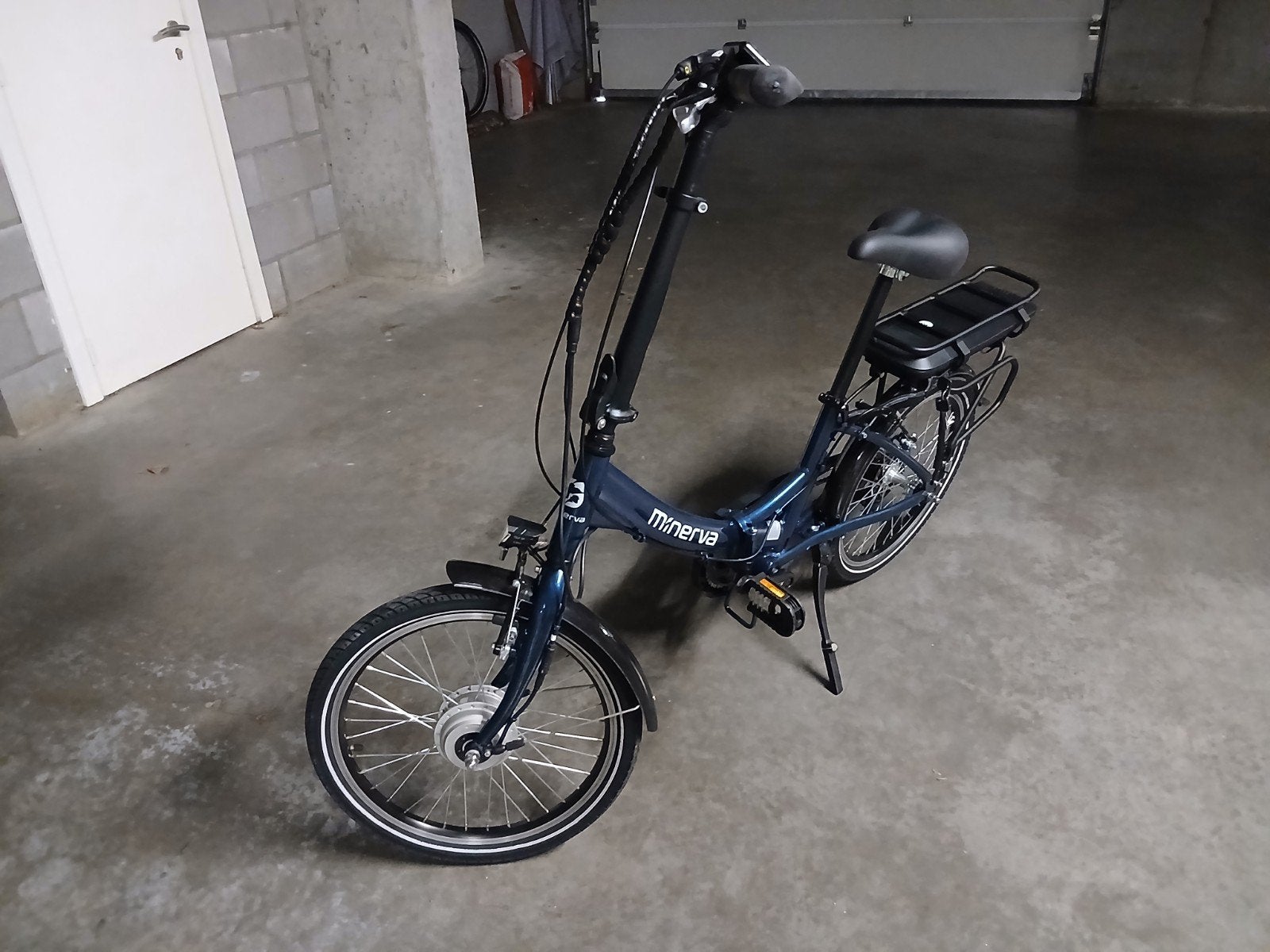 Minerva Fm-A e Bike plooifiets vouwfiets ZGAN, Fietsen en Brommers, Elektrische fietsen, Ophalen, Zo goed als nieuw, 50 km per accu of meer