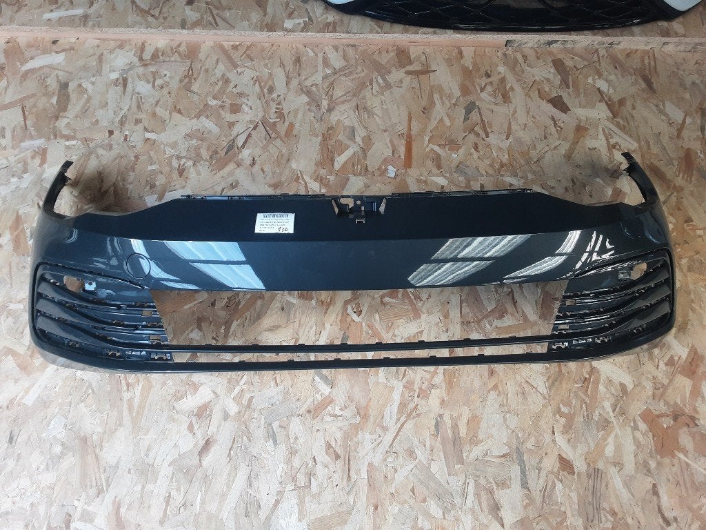 PARE-CHOCS AVANT Volkswagen Golf VIII (CD1) (5H0807221H), Pare-chocs, Volkswagen, Mevr. I. Hauben, Utilisé