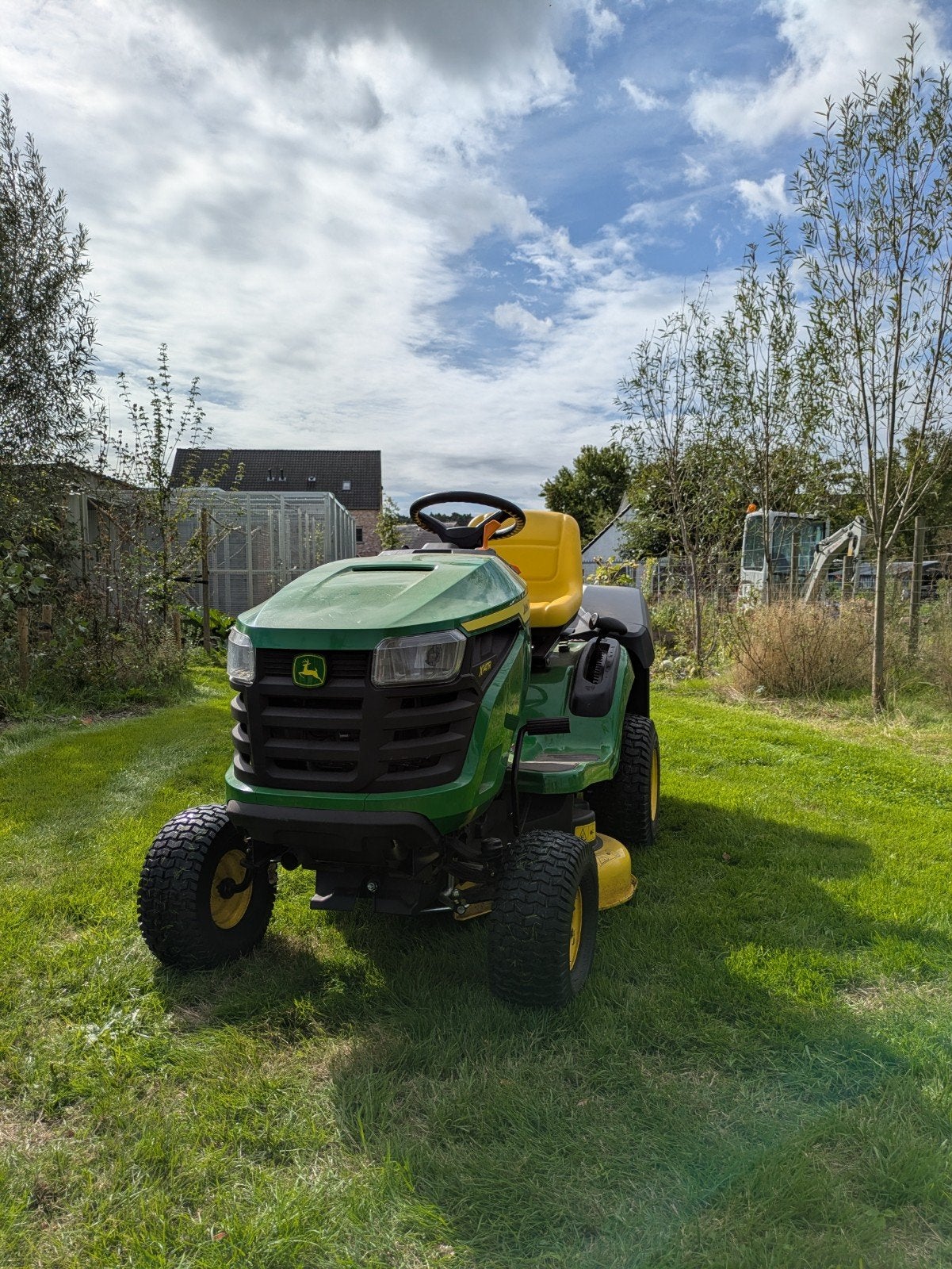 Zitmaaier John Deere X147R, John Deere, Comme neuf, Enlèvement, Fonction de mulching