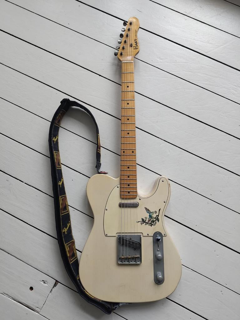 Haar Telecaster, Ophalen