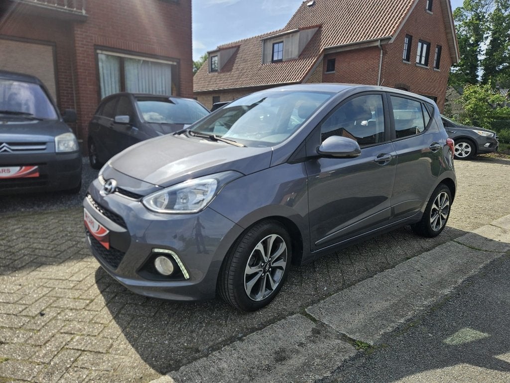HYUNDAI i10/2016/essence/EURO6B/106DKM/climatisation, Autos, Argent ou Gris, Achat, Entreprise, Boîte manuelle