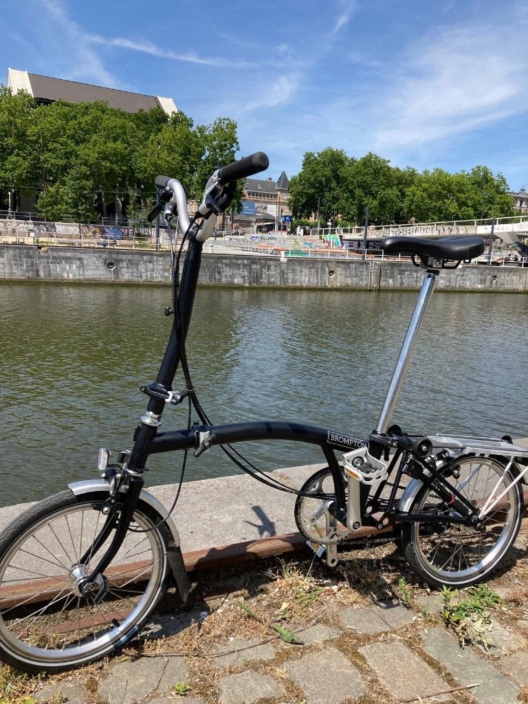 Brompton H6R 6 vitesses noir Porte-bagages, Vélos & Vélomoteurs, Vitesses, Frein sur jante, Brompton, Comme neuf