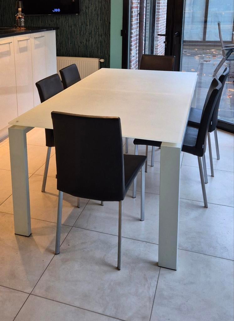 Eettafel JOLI met stoelen, Huis en Inrichting, Ophalen