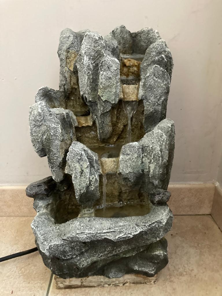 Fontein, Tuin en Terras, Ophalen, Gebruikt, Kunststof, Fontein