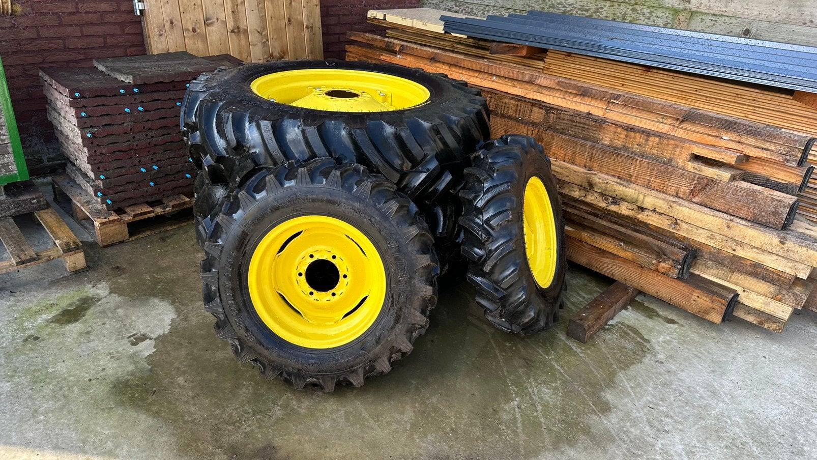 Setje mooie agri banden, Enlèvement, John Deere