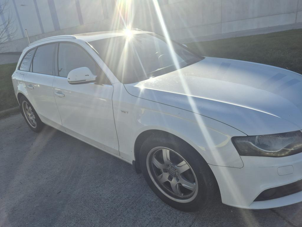 Audi A4 Break 2.7 Diesel Moteur V6 Boîte Automatique, Auto's, Automaat, Euro 5, A4, Bedrijf