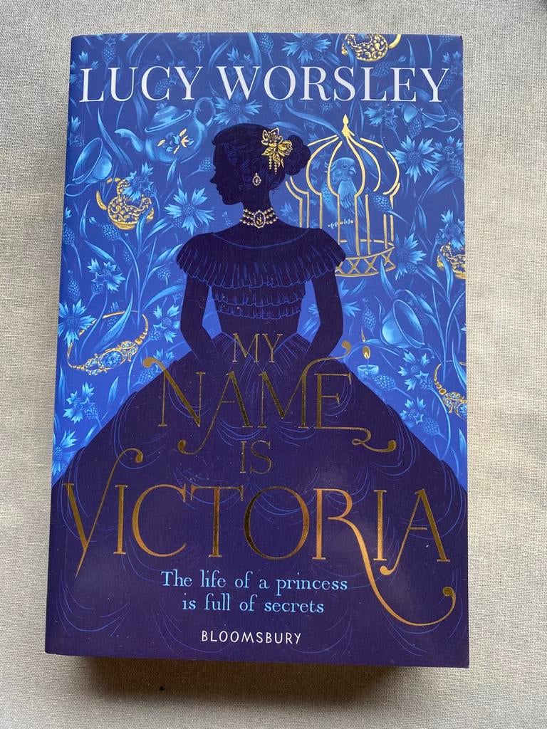 My name is Victoria / Lucy Worsley, Ophalen, Zo goed als nieuw