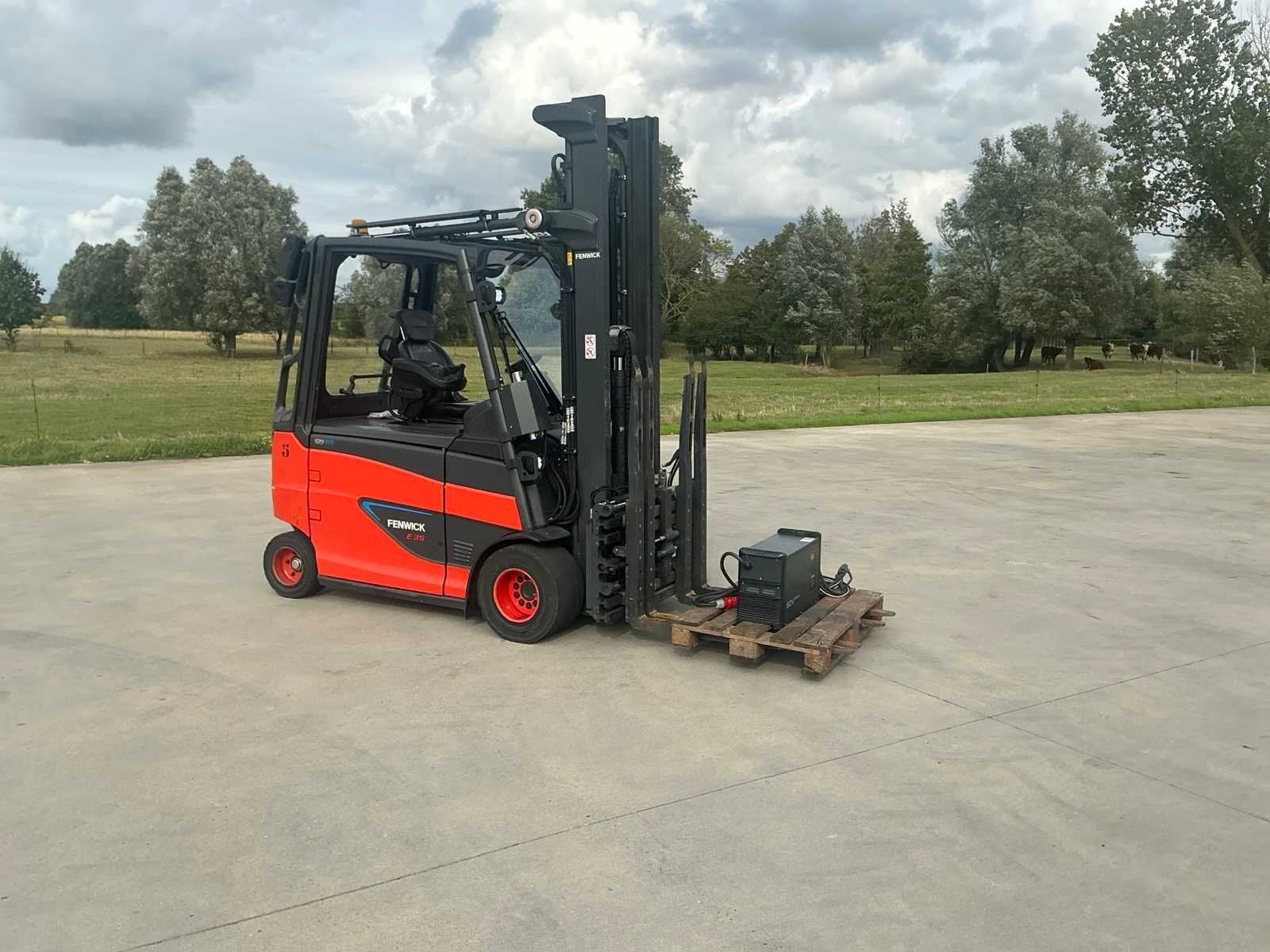 Linde E35HL-01 2019 Forklift avec chargeur d’origine, Articles professionnels, Machines & Construction | Chariots élévateurs & Transport interne