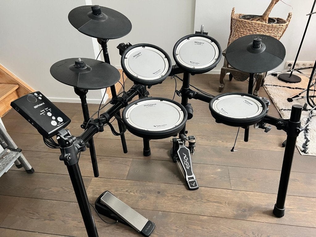 Roland V-drum TD-1, Musique & Instruments, Batteries & Percussions, Enlèvement, Utilisé, Roland