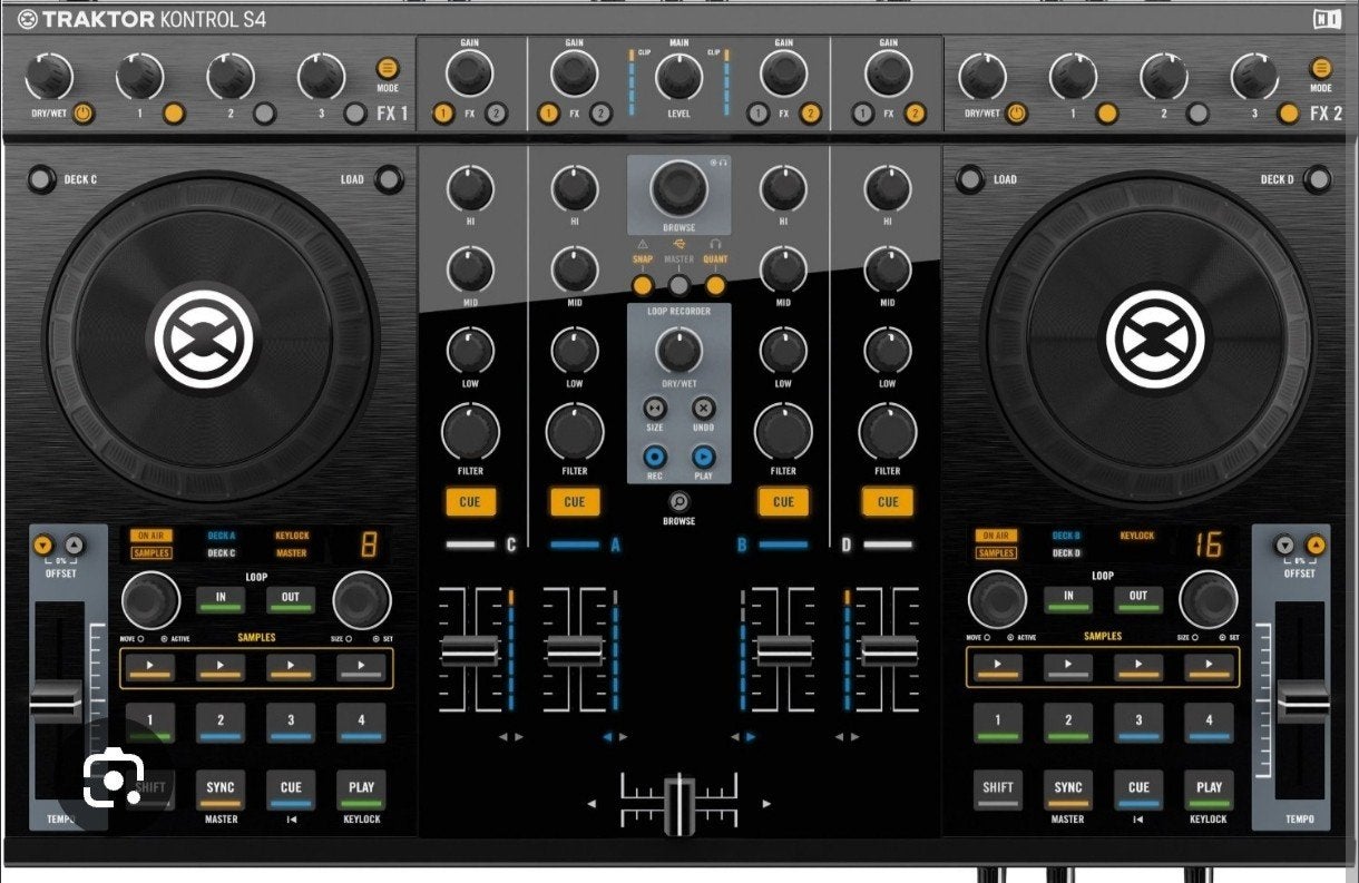 traktor s4 mk2, Enlèvement, Comme neuf, Platine, Autres marques
