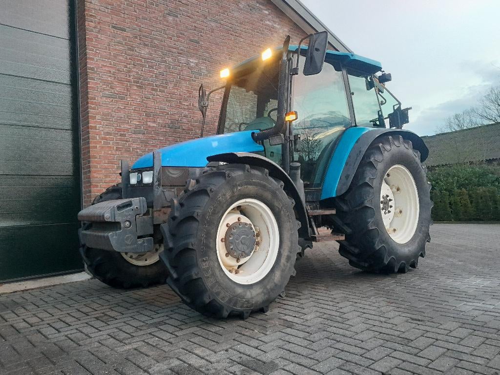 New Holland TL100 Tractor, Motos, Pièces | Suzuki, Utilisé, Enlèvement