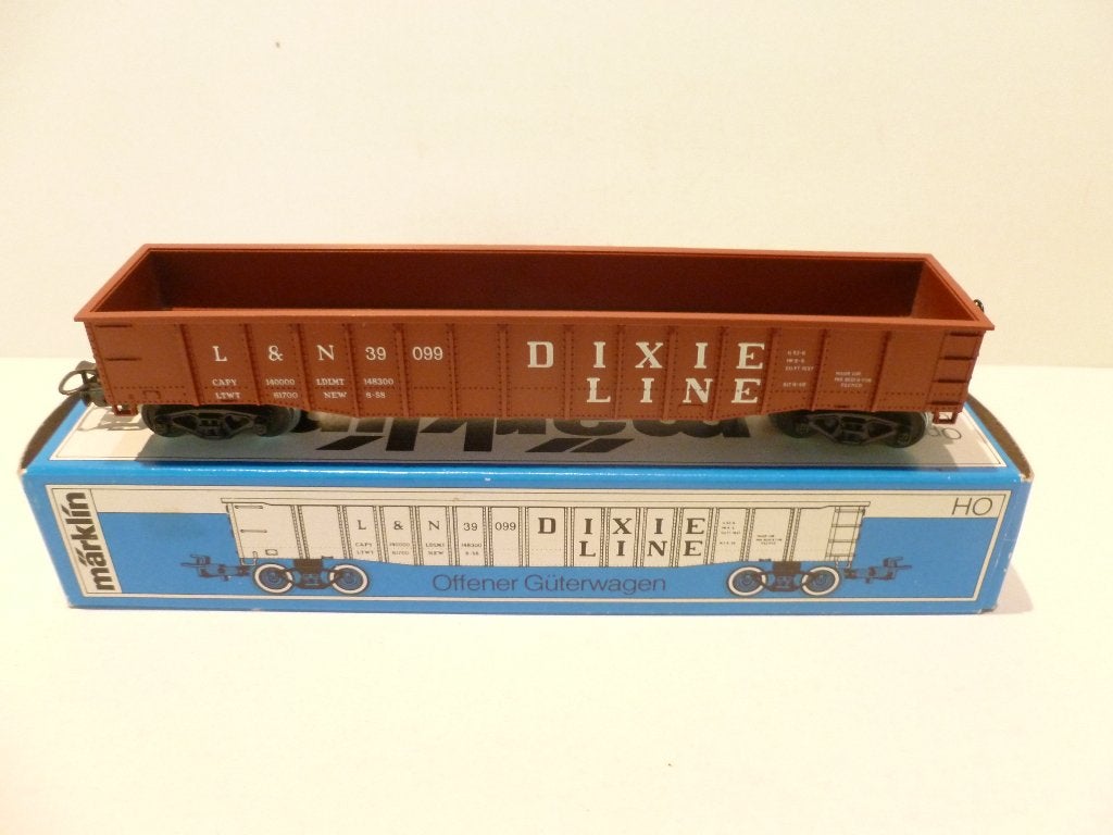 TRAINS HO, Wisselstroom, Wagon, Ophalen of Verzenden, Zo goed als nieuw