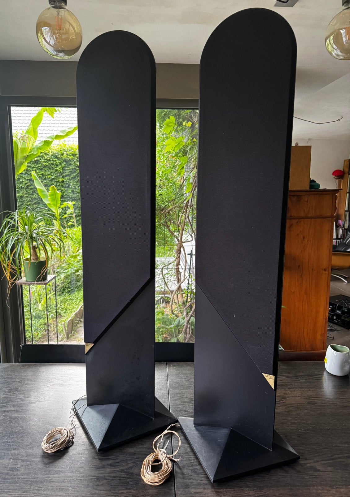 2 Silhouette Jami floor speakers, Ophalen, Zo goed als nieuw