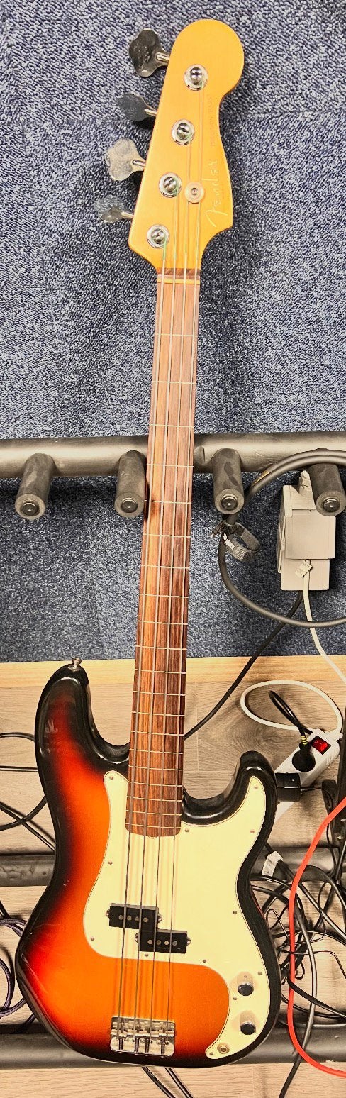 Fender USA Precision Bass Fretless, Muziek en Instrumenten, Snaarinstrumenten | Gitaren | Bas, Ophalen, Gebruikt, Elektrisch, Fretloos