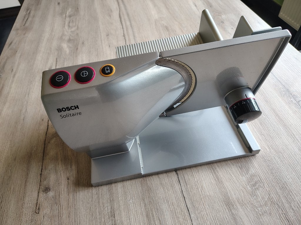 Allessnijder / broodsnijmachine Bosch Solitaire, Overige typen, Zilver, Ophalen of Verzenden, Zo goed als nieuw