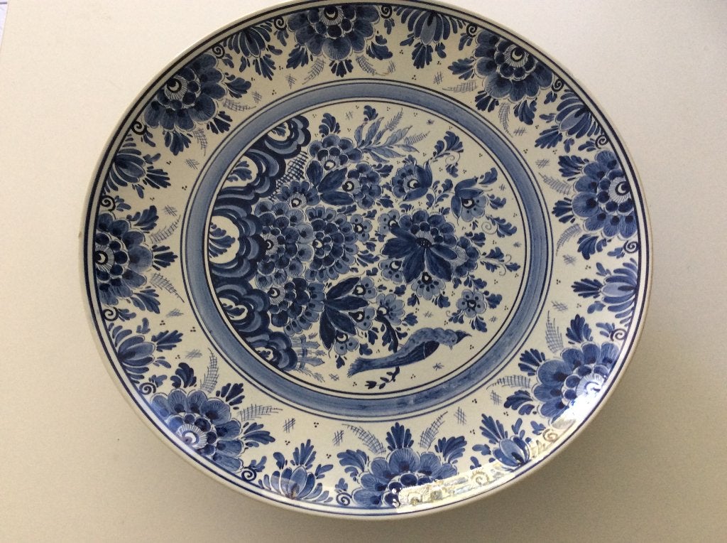 grand plat vintage en porcelaine de Delft sur pied diam 41cm, Antiquités & Art, Enlèvement ou Envoi
