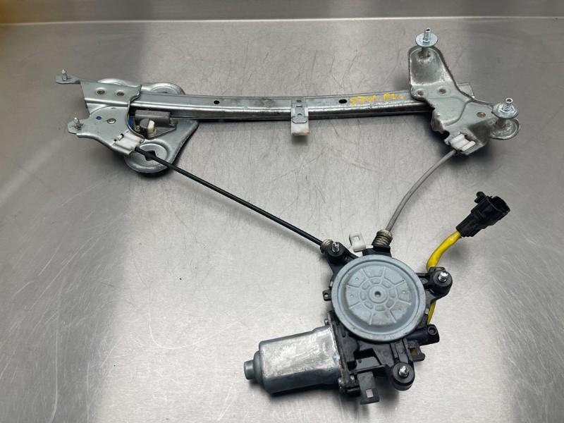 VITRE MECANISME AVANT DROIT Daihatsu Copen (|8571097210|), Utilisé, Daihatsu