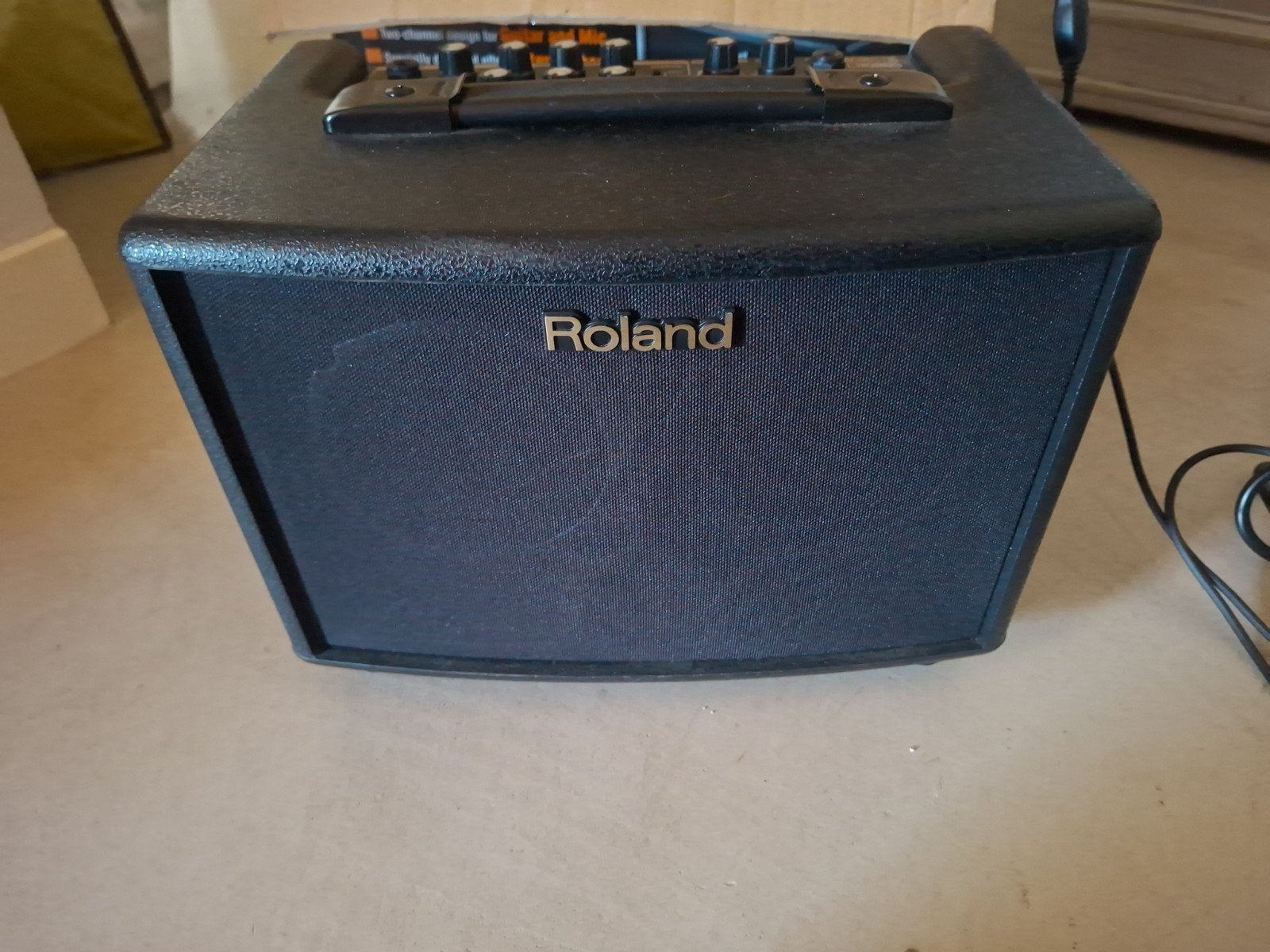Roland AC-33 Acoustic Chorus –Complete set–Zeer nette staat, Muziek en Instrumenten, Versterkers | Bas en Gitaar, Ophalen, Zo goed als nieuw
