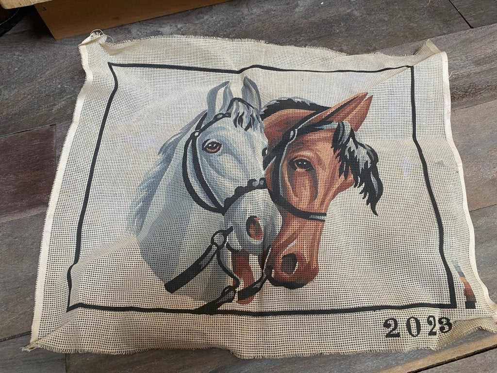 Canevas broderie têtes de chevaux vierge N2023 58,5X49cm, Hobby & Loisirs créatifs, Broderie & Machines à broder, Envoi, Neuf