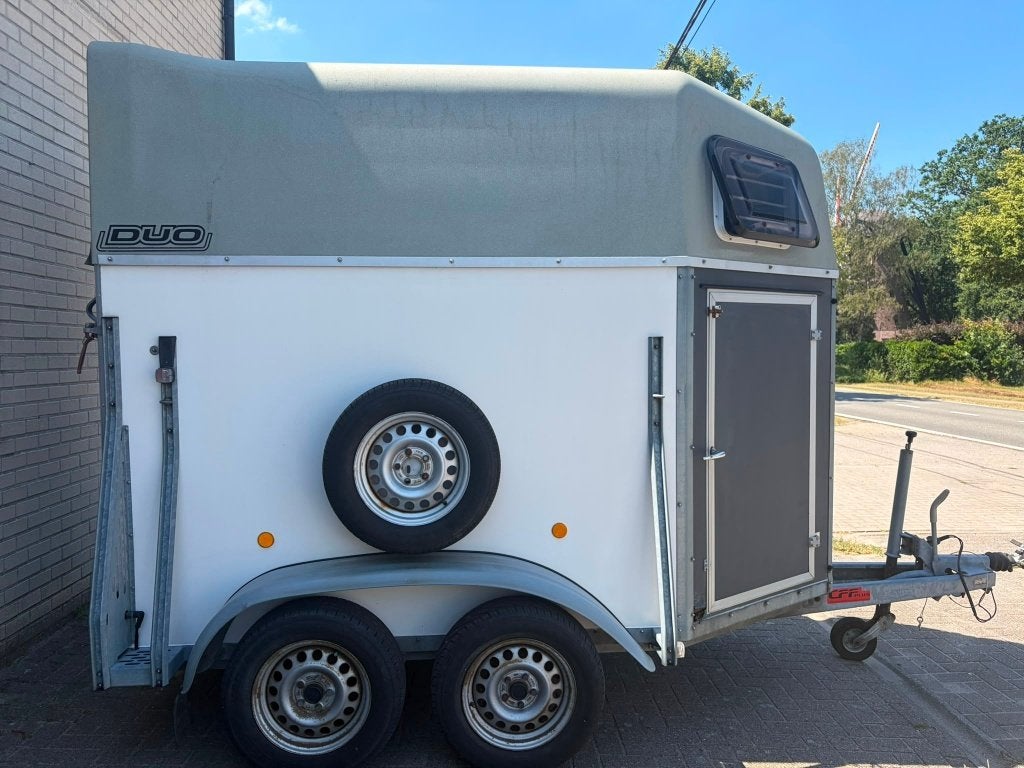 paardentrailer (duo), Dieren en Toebehoren, Paarden en Pony's | Trailers en Aanhangwagens, Ophalen, Gebruikt, 2-paards trailer