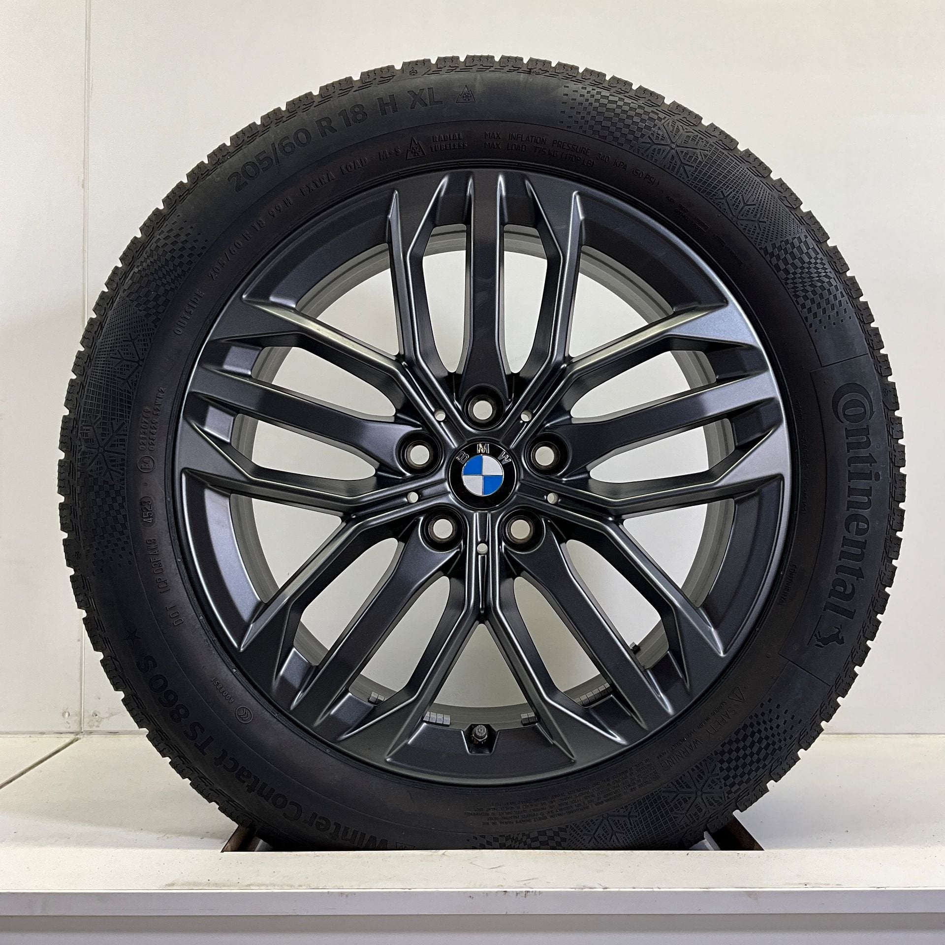 DEMO BMW X1 iX11 U11 iX2 X2 U10 SET VELGEN + WINTERBANDEN 18, Auto-onderdelen, 18 inch, Gebruikt, -, -