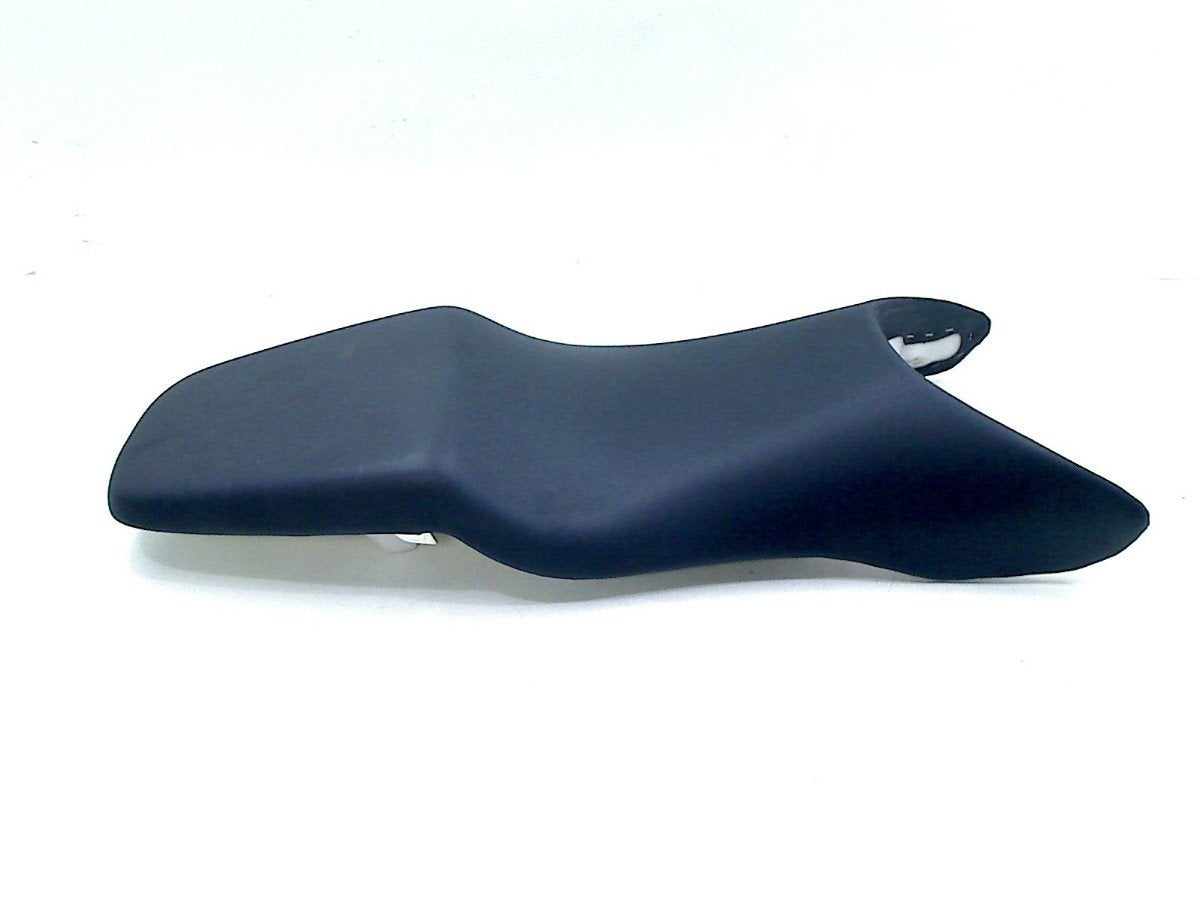 SIEGE COMPLET CBR 600 F 2001-2006 (CBR600F CBR600F4i PC35), Dhr. S. di Majo, Utilisé, Info@cama-motorparts.nl, P.J. Troelstraweg 8 8
3144 CX  MAASSLUIS, NL