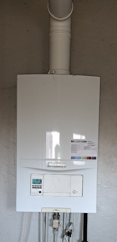 Vaillant EcoTEC Pro condensatieketel, Ophalen, Gebruikt, Aardgas, 6 t/m 10 jaar oud