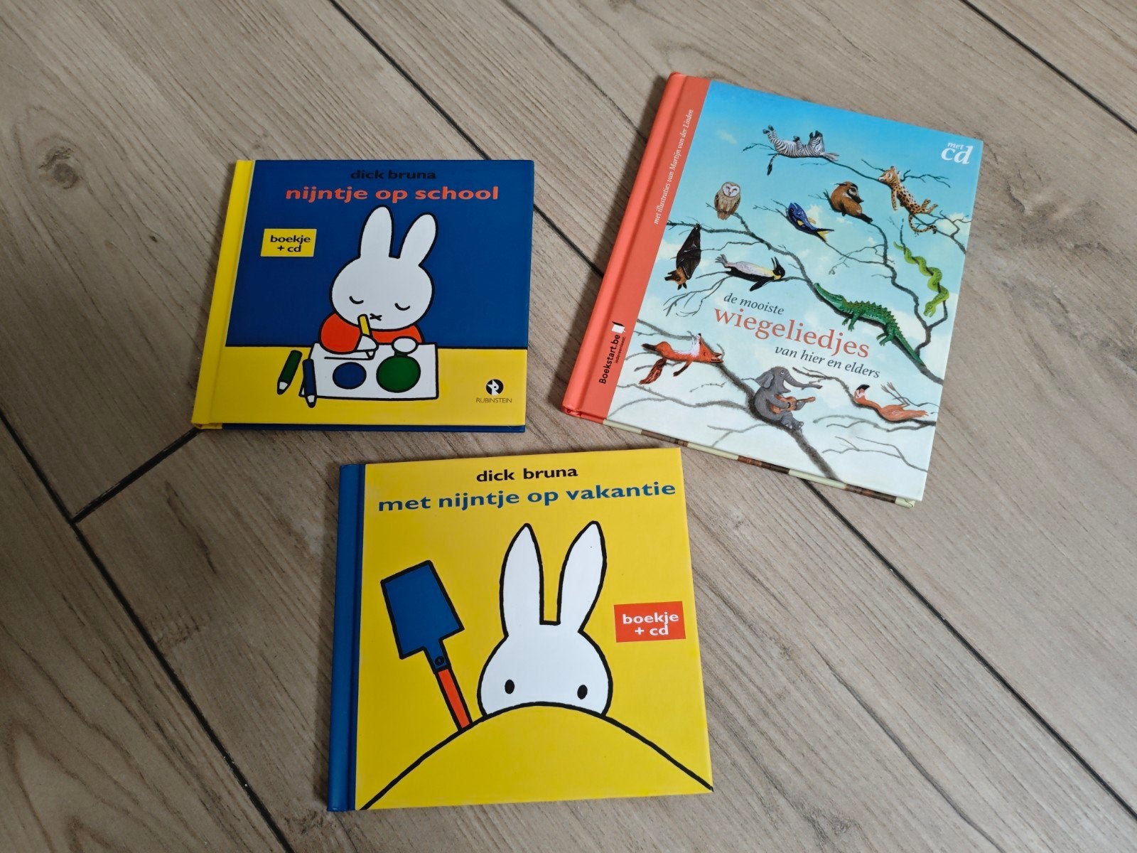voorlees- en/of luisterboeken met CD, Ophalen, Zo goed als nieuw, 1 tot 2 jaar