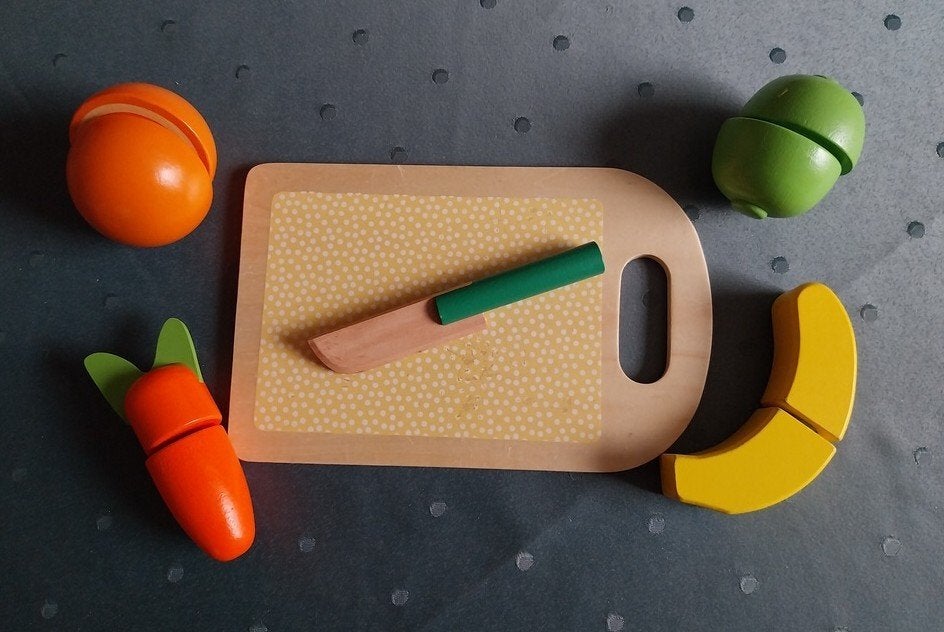 Kleurrijk houten snijsetje, Ophalen of Verzenden, Zo goed als nieuw