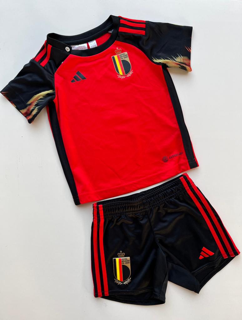 Maillot de football belge pour bébé Adidas - Red Devils, Enlèvement, Comme neuf, Garçon ou Fille, Ensemble