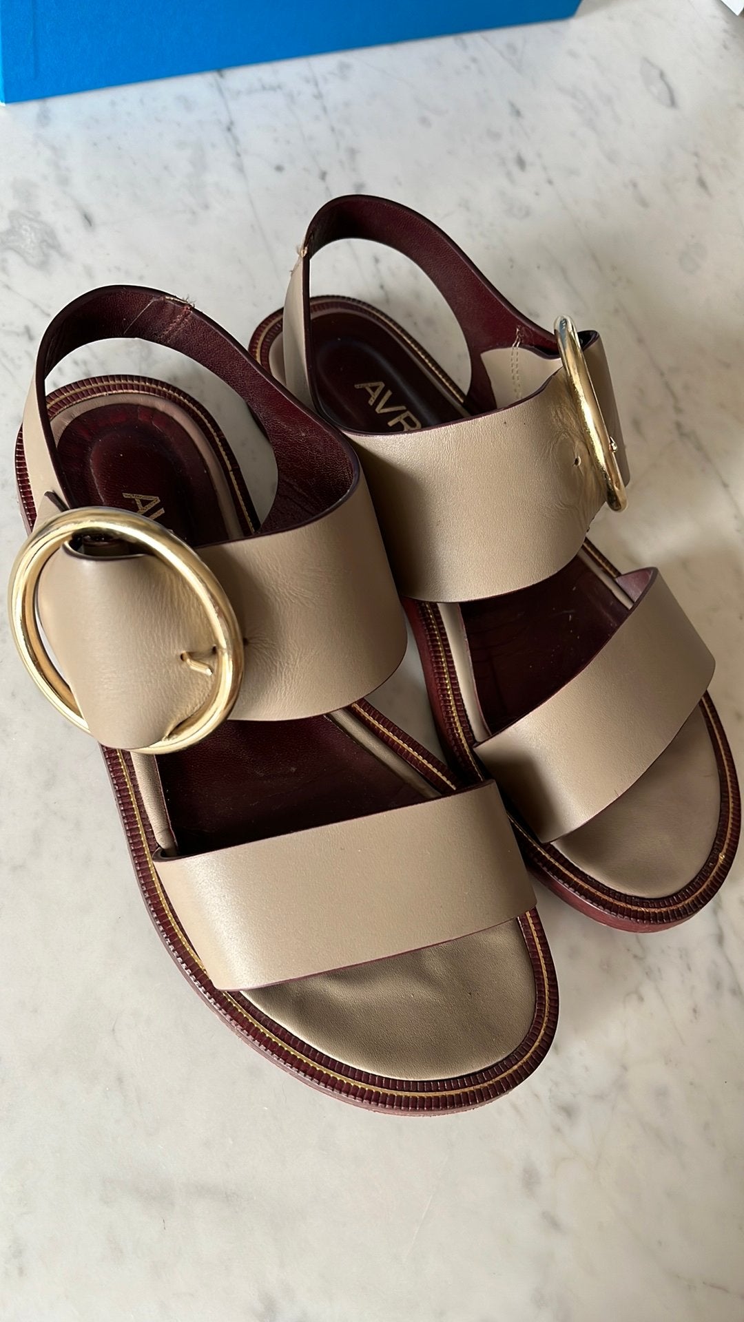 Sandalen maat 37 veau cannelle - beige style Marni, Kleding | Heren, Riemen en Ceintuurs, Ophalen of Verzenden, Zo goed als nieuw