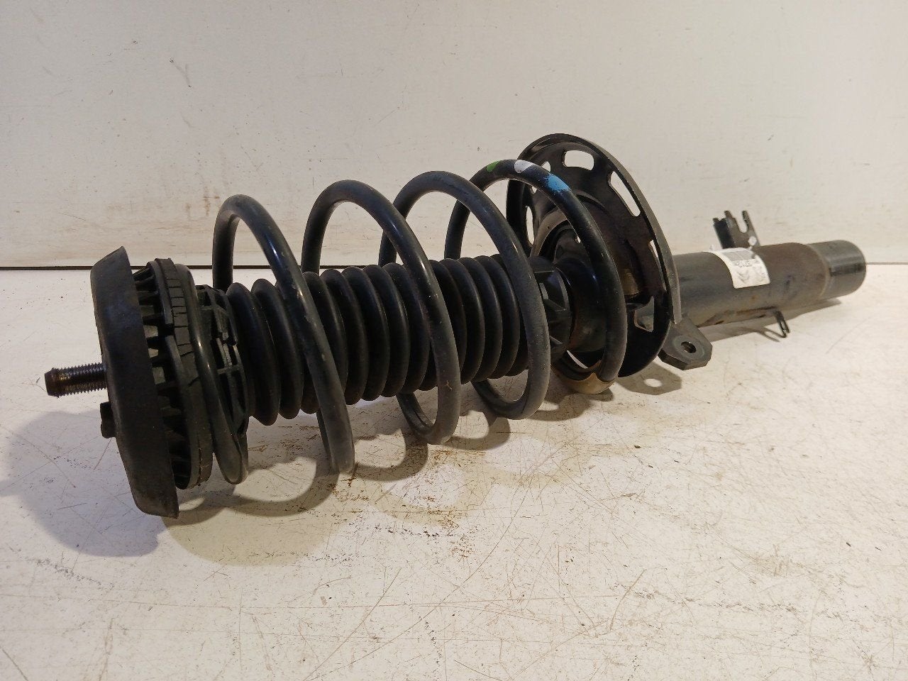 Veerpoot links voor Citroën C3, Onderdelen@venauto.nl, Van der Ven Autorecycling B.V., Ettenseweg 76, 4706 PB Roosendaal, The Netherlands