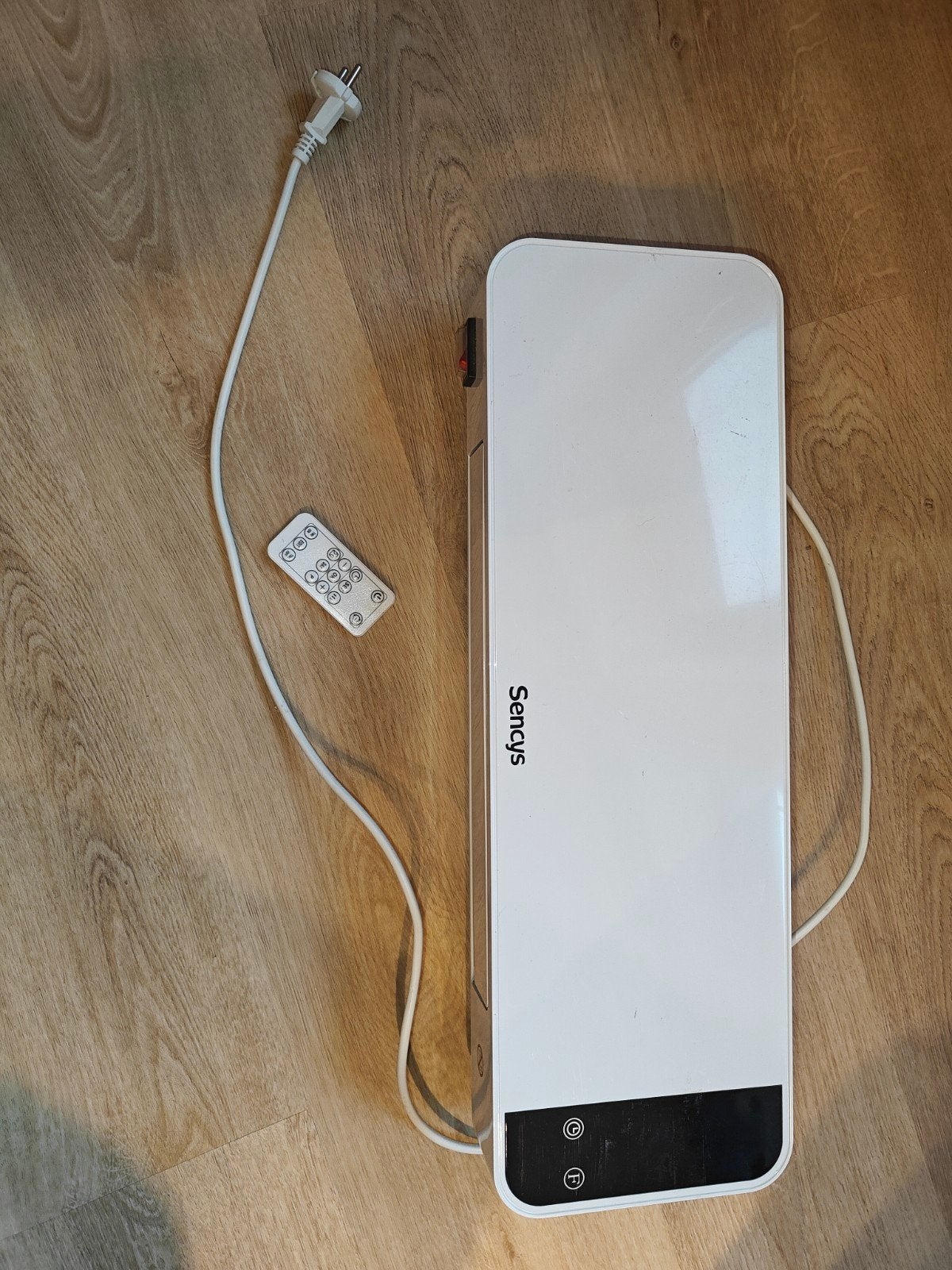 wandconvector / verwarming, Ophalen, Zo goed als nieuw, 800 watt of meer