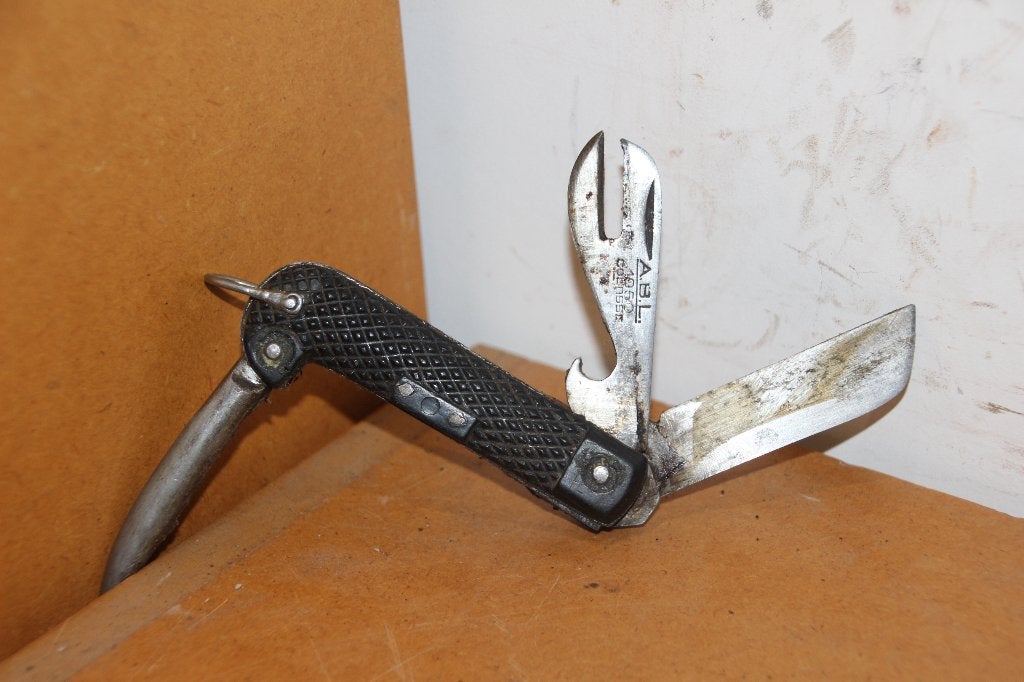 ABL Couteau de poche daté 1950, Collections, Objets militaires | Général, Armée de terre, Envoi
