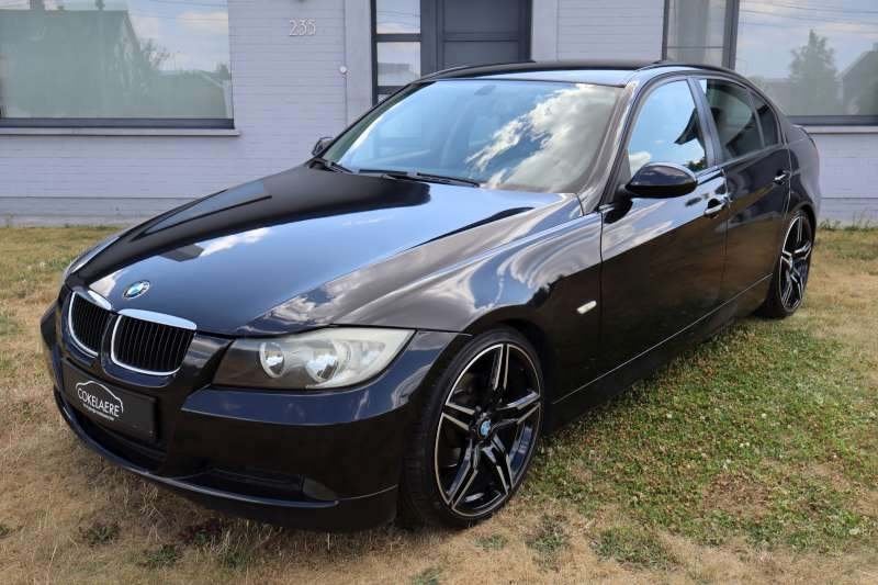 BMW 320d Airco/Verlaagd/Alarm/19"M, Auto's, BMW, Bedrijf, Te koop, 3 Reeks, Airbags, Airconditioning, Alarm, Boordcomputer, Centrale vergrendeling
